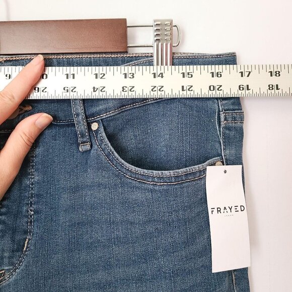 NWT FRAYED Jeans High Rise Waist Straight Leg Medi - Picture 7 of 8